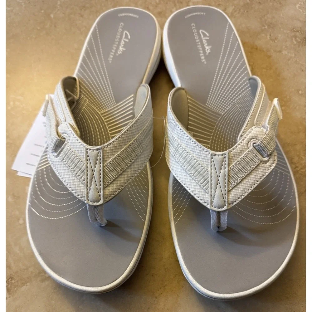 Clarks Cloudsteppers Brinkley Jazz White Flip-Flops Thong Sandals Size 11‎ NEW